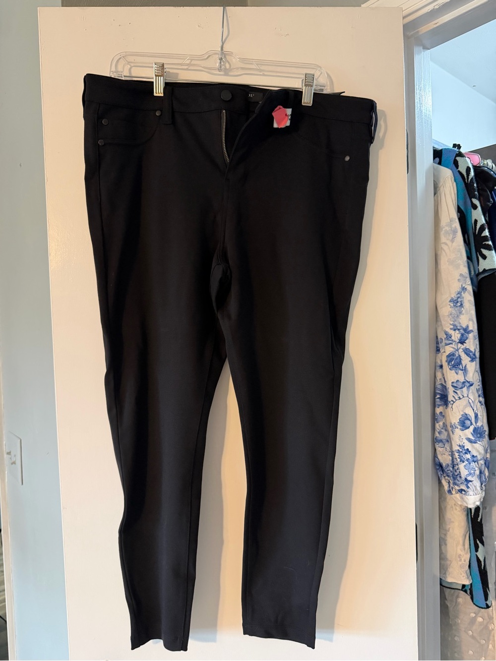 Liverpool Women’s Black Stretch Dress Pants